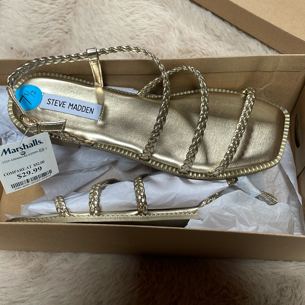 Steve Madden strappy sandal